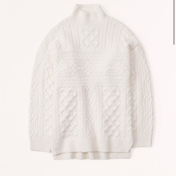 Abercrombie & Fitch Sweaters - ABERCROMBIE cable knit